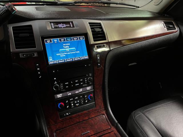 used 2009 Cadillac Escalade car, priced at $8,985