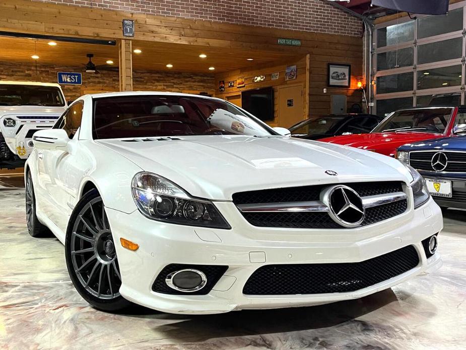 used 2009 Mercedes-Benz SL-Class car, priced at $20,985