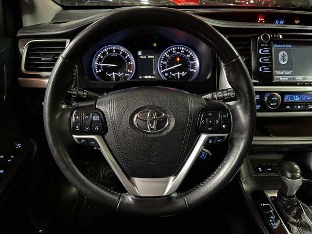 used 2019 Toyota Highlander car, priced at $21,985