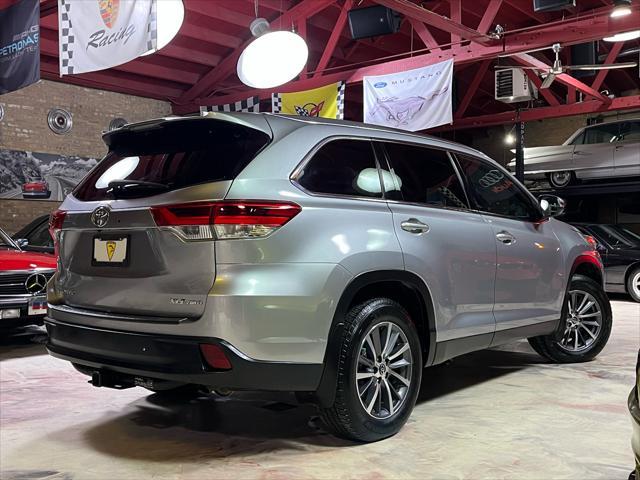 used 2019 Toyota Highlander car, priced at $21,985