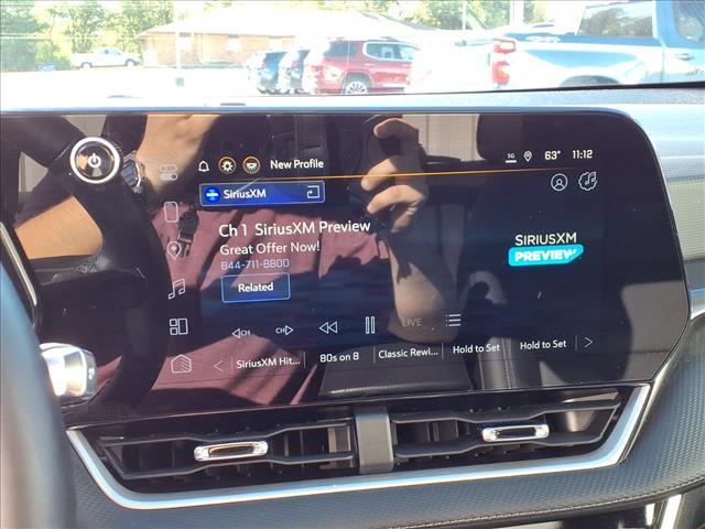 used 2025 Chevrolet Equinox car, priced at $29,900