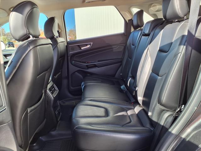 used 2019 Ford Edge car, priced at $17,900