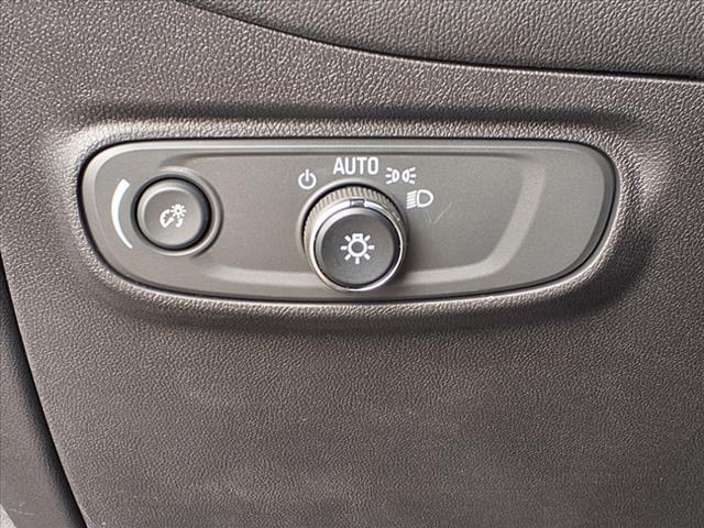 used 2022 Chevrolet Equinox car, priced at $27,900