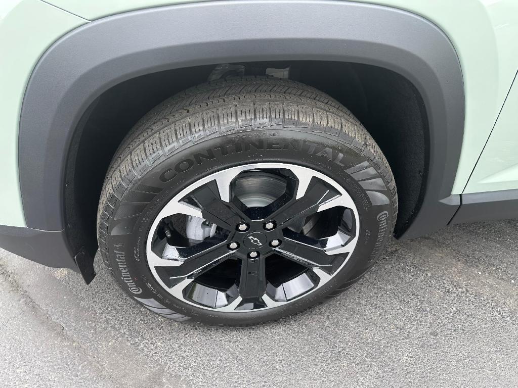 new 2026 Chevrolet Equinox car, priced at $35,835