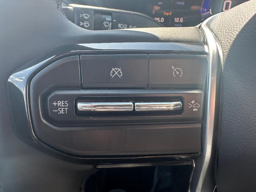 new 2025 Chevrolet Colorado car, priced at $43,885