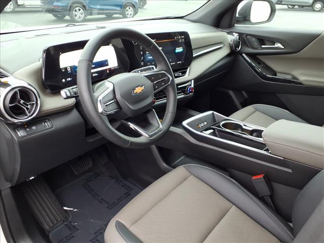 used 2025 Chevrolet Equinox car