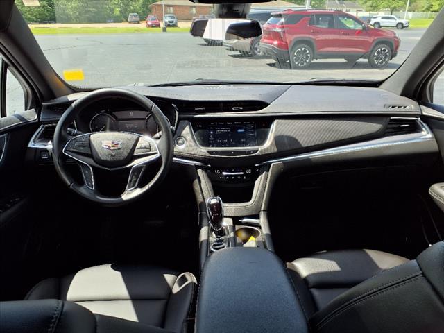 used 2021 Cadillac XT5 car, priced at $29,900
