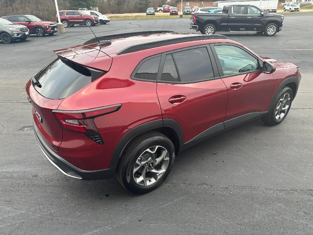 new 2025 Chevrolet Trax car, priced at $26,645