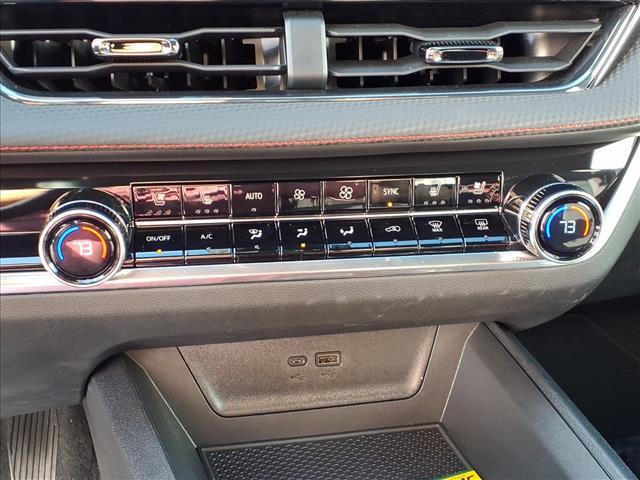 used 2025 Chevrolet Equinox car, priced at $34,900