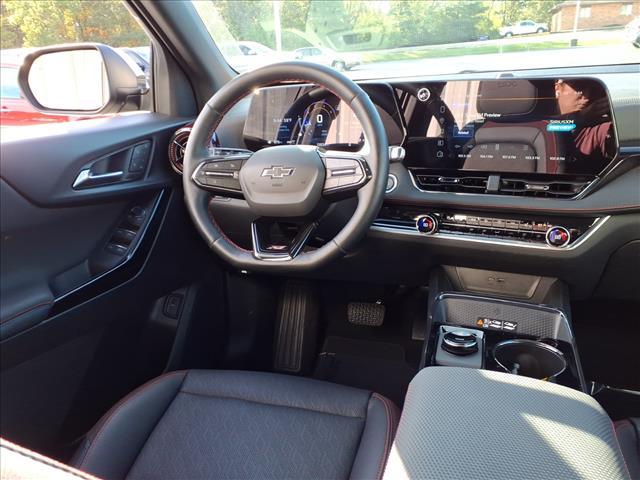 used 2025 Chevrolet Equinox car, priced at $34,900