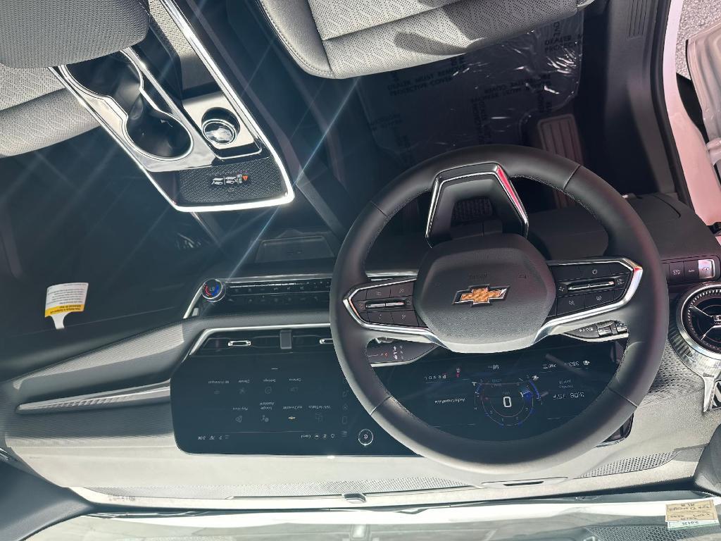 new 2026 Chevrolet Equinox car, priced at $34,540