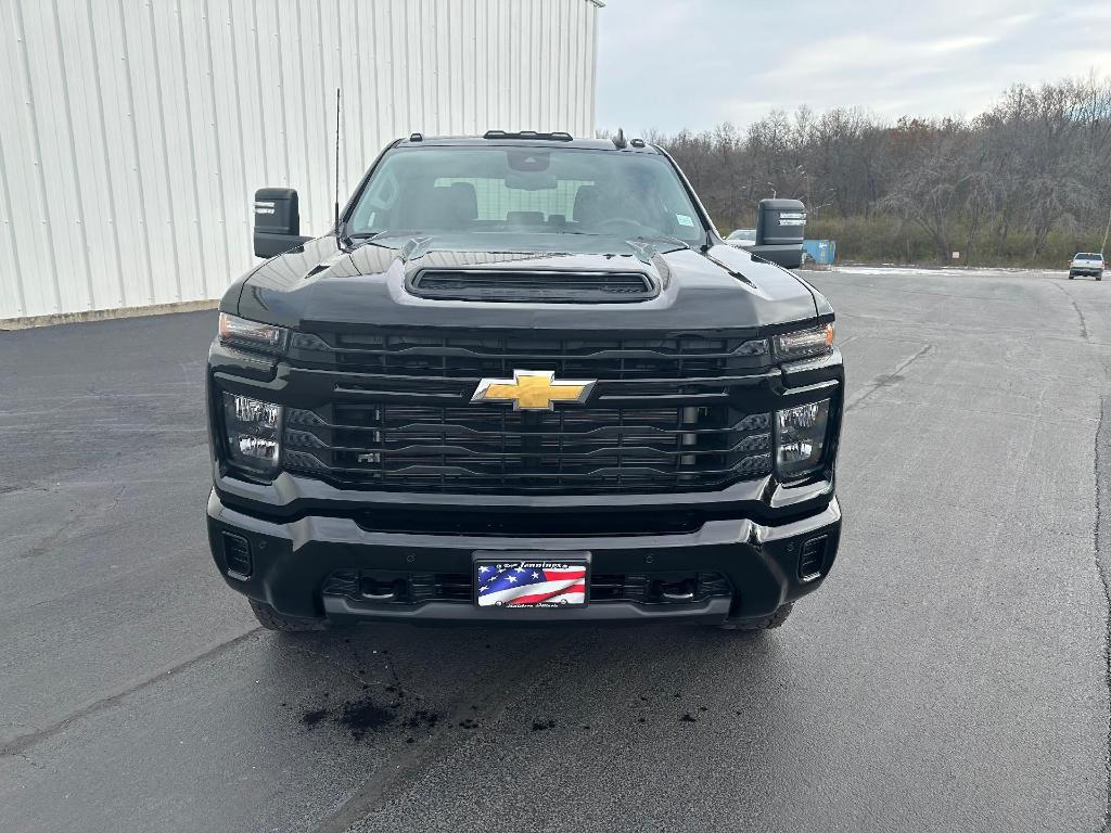 new 2025 Chevrolet Silverado 2500 car, priced at $57,000