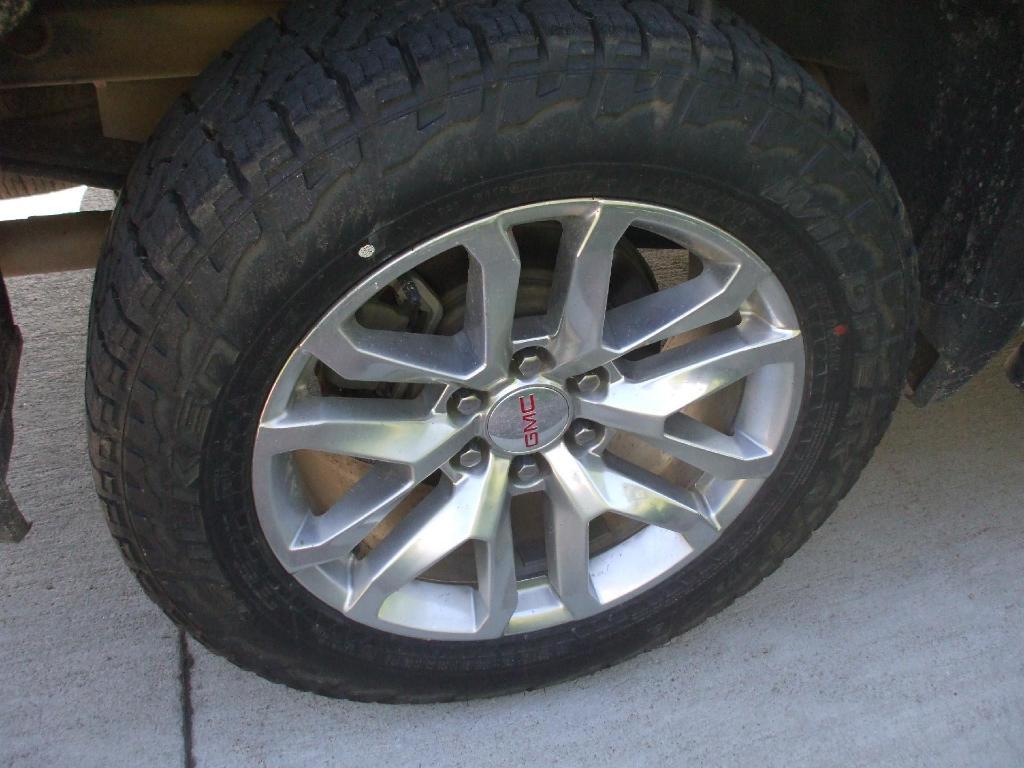 used 2022 GMC Sierra 1500 Limited car, priced at $48,240