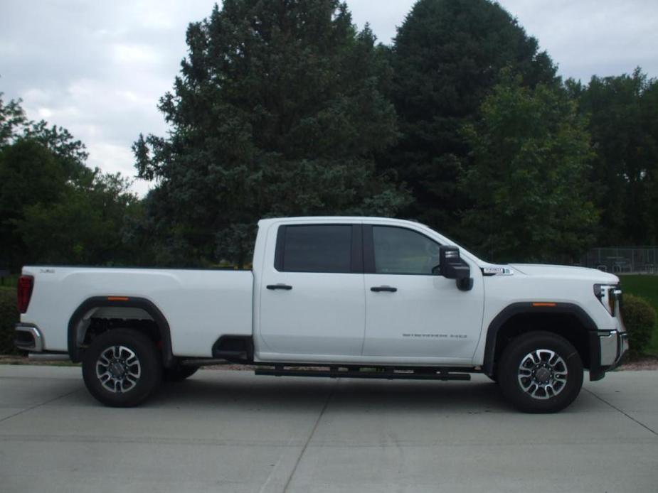 new 2024 GMC Sierra 3500 car, priced at $69,560