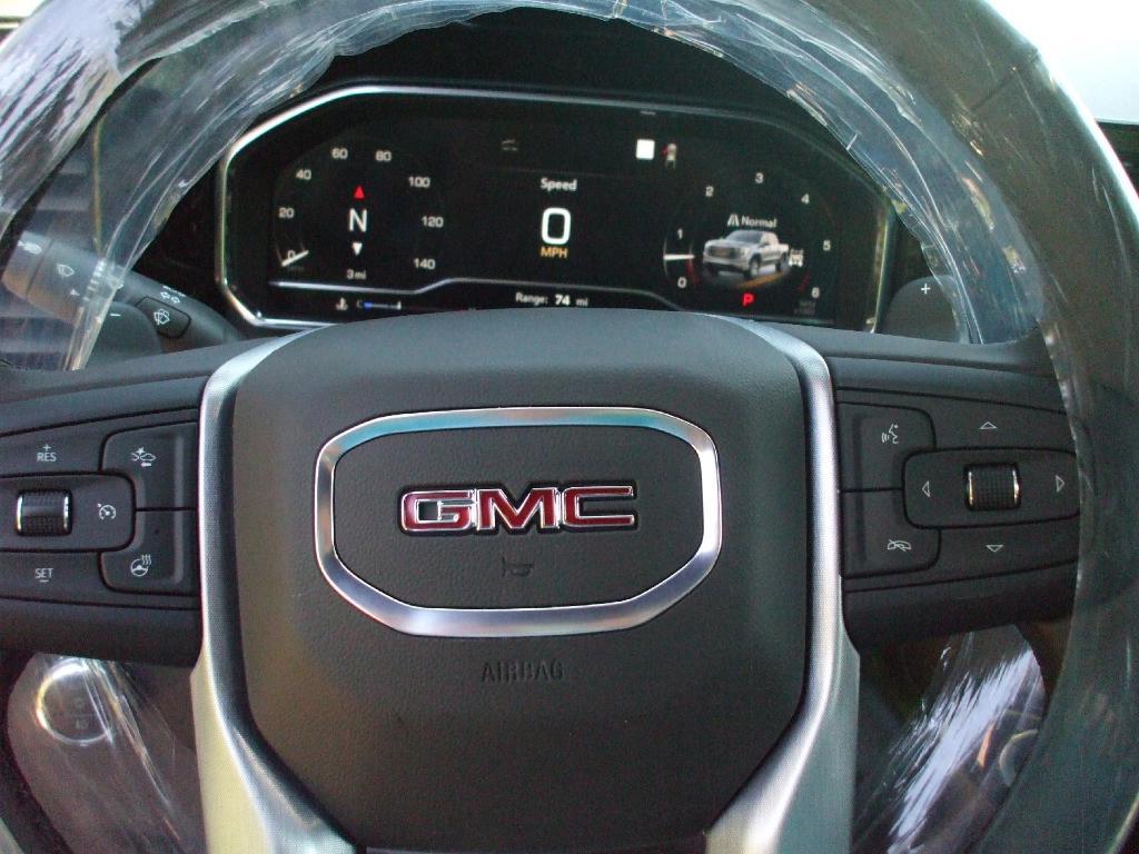 new 2025 GMC Sierra 1500 car, priced at $65,695