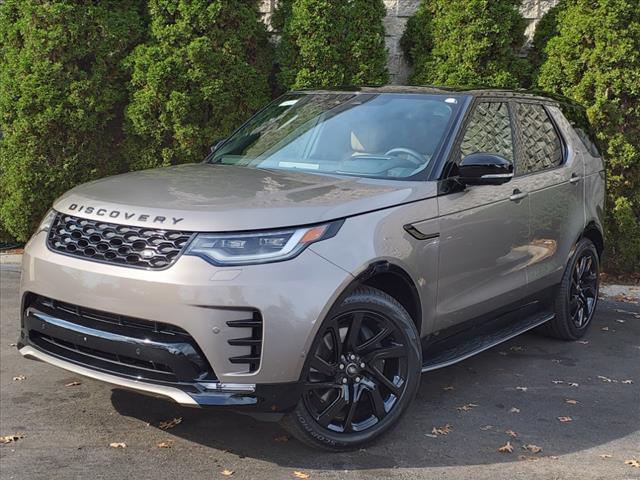 new 2025 Land Rover Discovery car, priced at $79,725