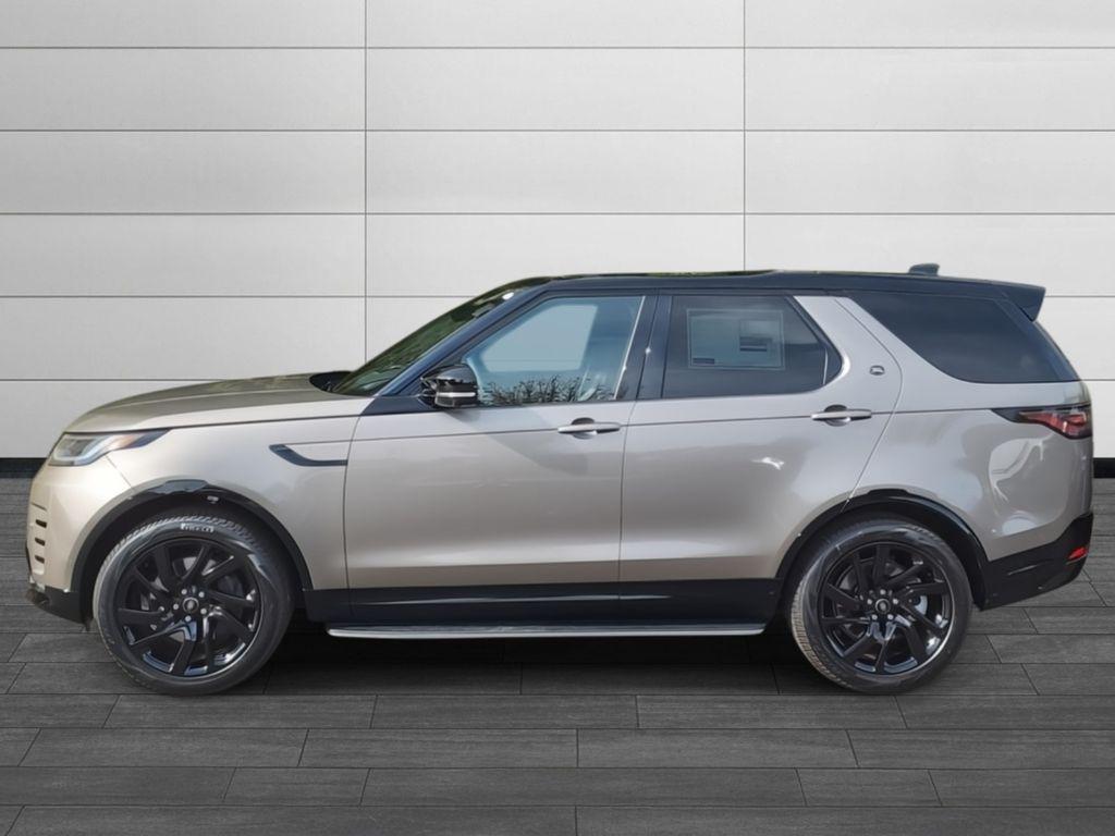 new 2025 Land Rover Discovery car, priced at $79,725