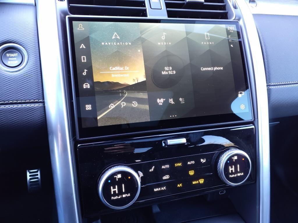 new 2025 Land Rover Discovery car, priced at $71,950
