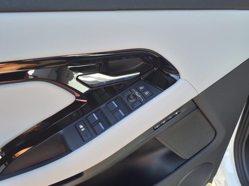 new 2025 Land Rover Range Rover Evoque car, priced at $60,975
