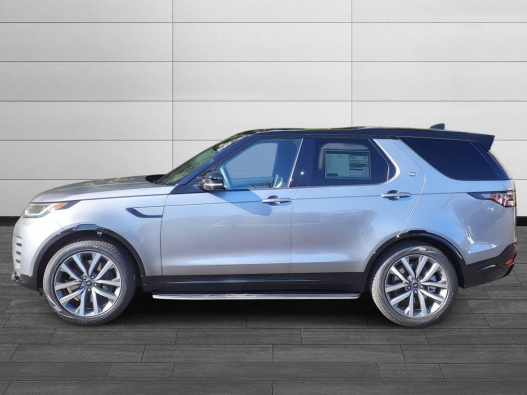 new 2025 Land Rover Discovery car, priced at $79,650