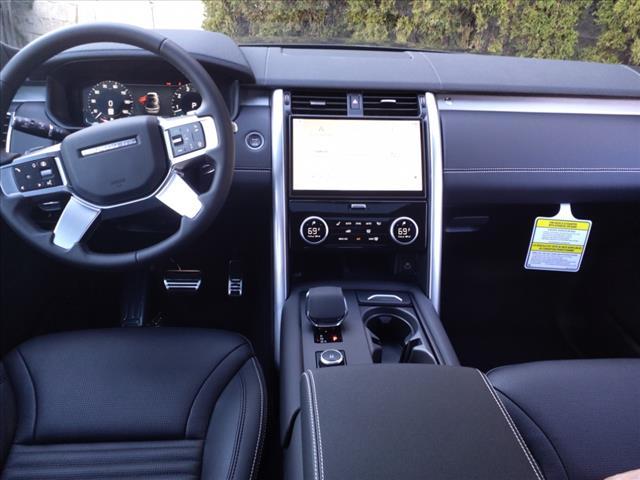 new 2025 Land Rover Discovery car, priced at $80,460