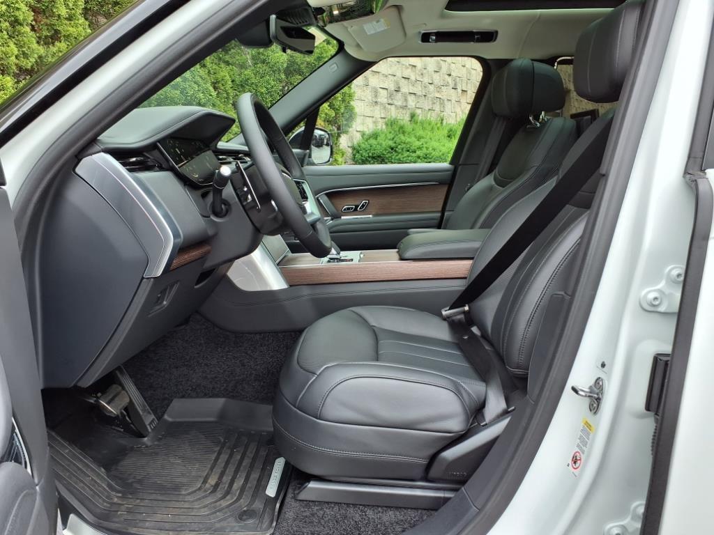 new 2025 Land Rover Range Rover car, priced at $173,265