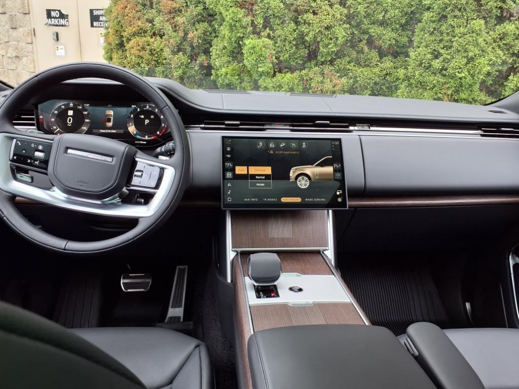 new 2025 Land Rover Range Rover car, priced at $173,265