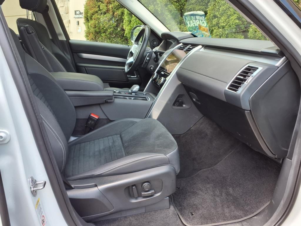 used 2023 Land Rover Discovery car, priced at $50,996