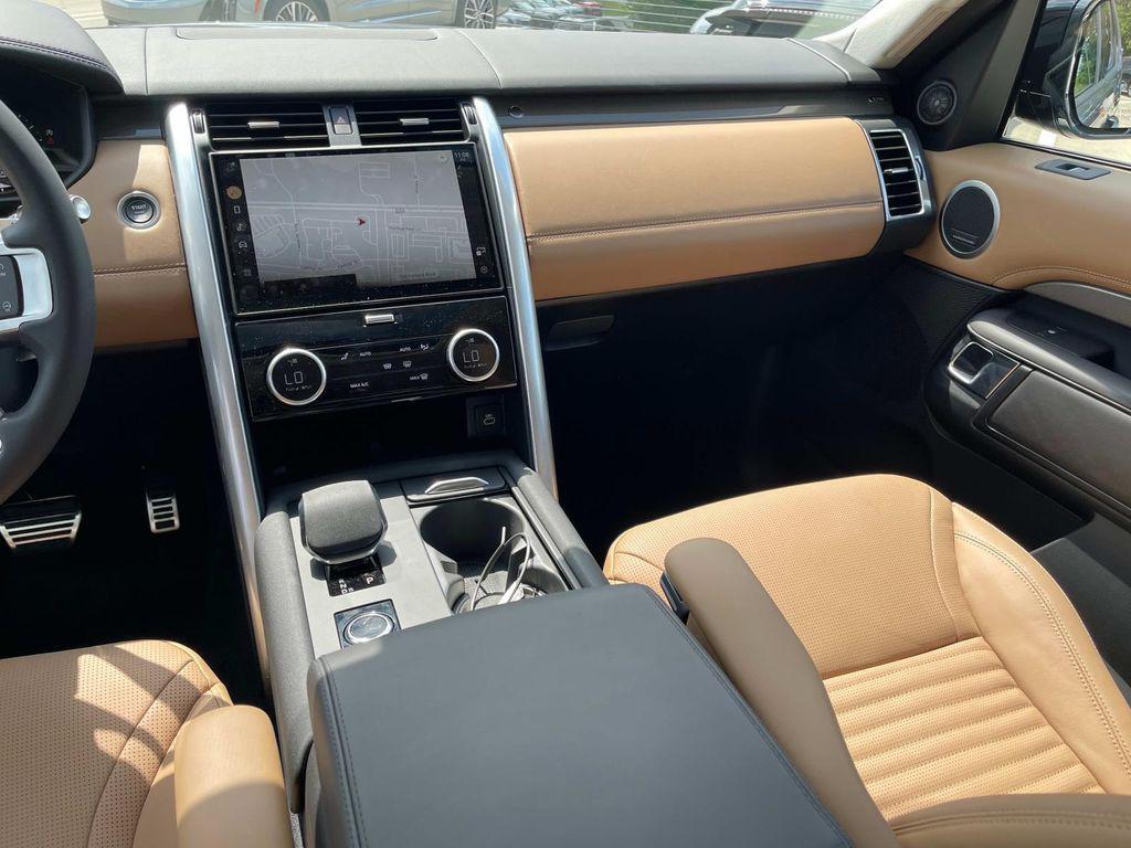 new 2025 Land Rover Discovery car, priced at $88,853