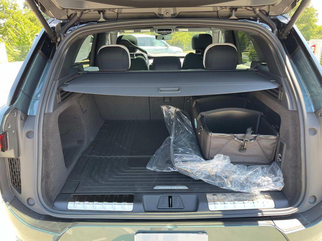 new 2025 Land Rover Range Rover Sport car, priced at $107,875