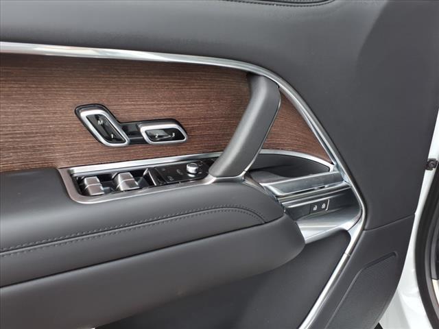 new 2025 Land Rover Range Rover car