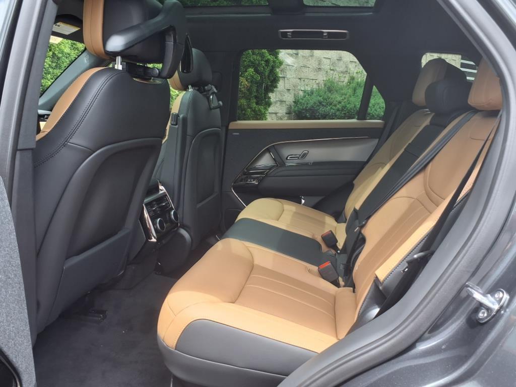 new 2025 Land Rover Range Rover Sport car, priced at $108,420