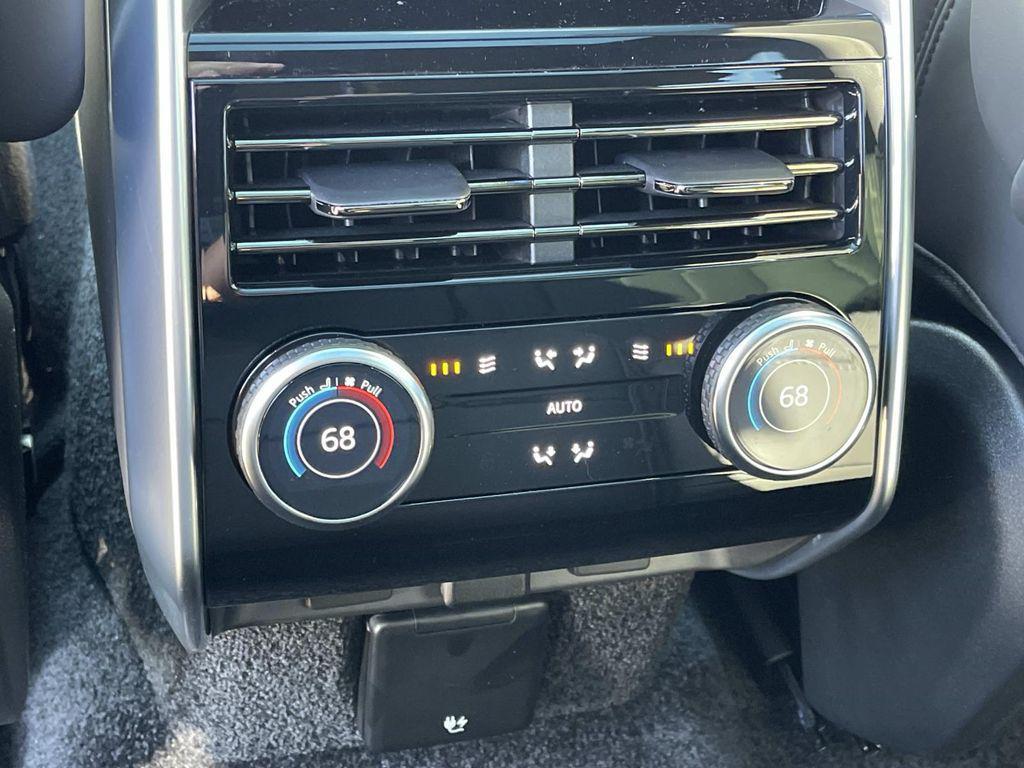 new 2025 Land Rover Range Rover car, priced at $141,535