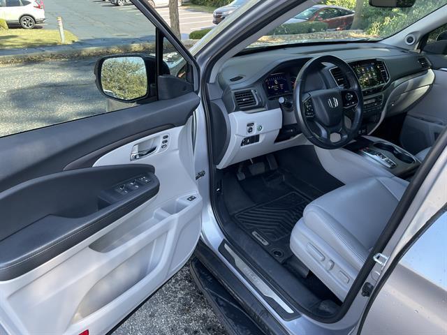 used 2022 Honda Pilot car, priced at $30,500