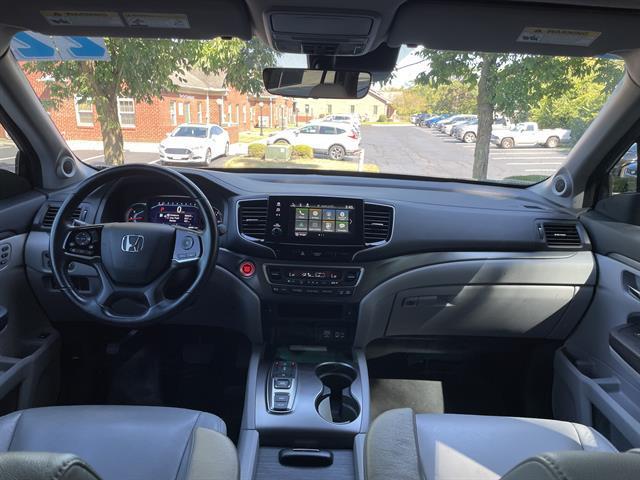 used 2022 Honda Pilot car, priced at $30,500