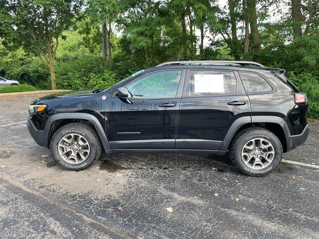 used 2020 Jeep Cherokee car, priced at $21,900