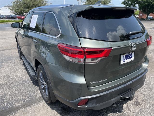 used 2019 Toyota Highlander car, priced at $26,900