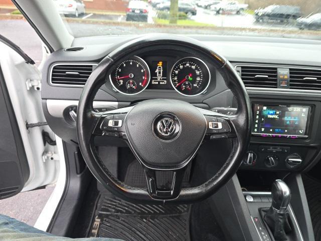 used 2017 Volkswagen Jetta car, priced at $13,500