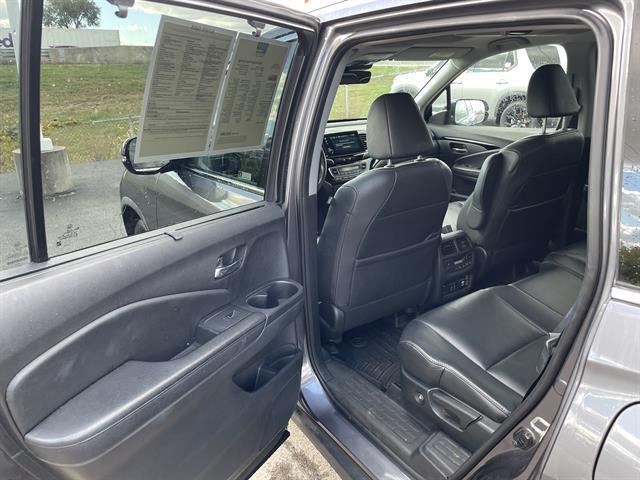 used 2020 Honda Pilot car, priced at $25,500