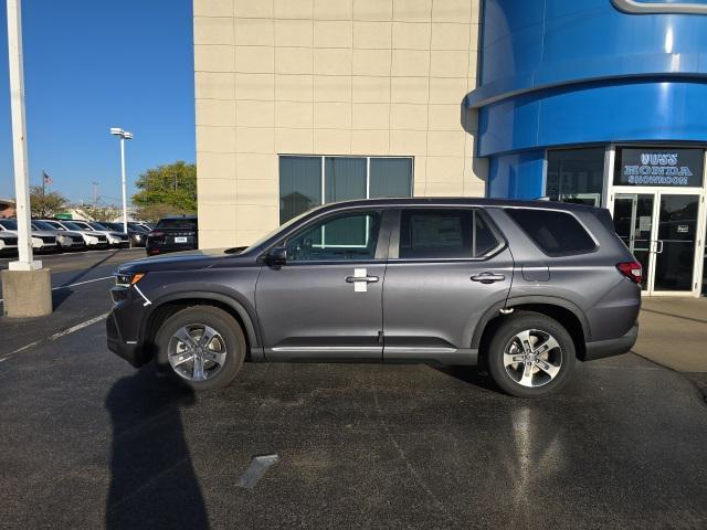 new 2025 Honda Pilot car, priced at $45,500