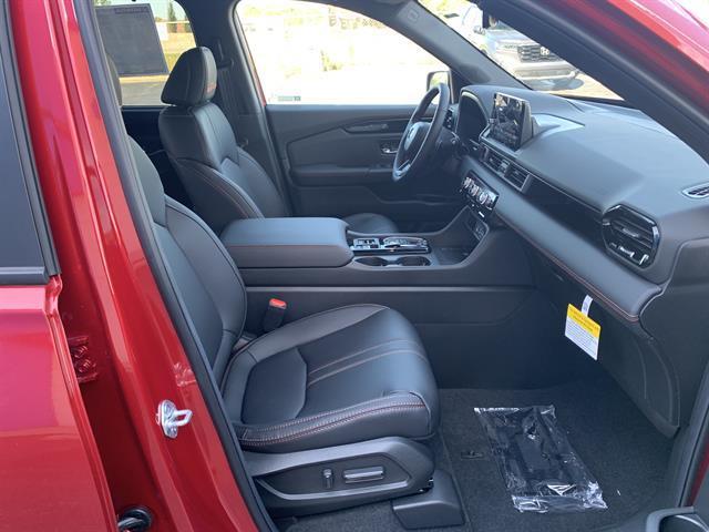 new 2025 Honda Pilot car, priced at $49,800