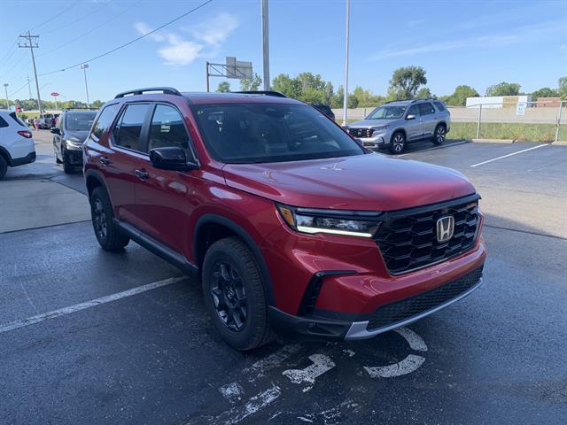 new 2025 Honda Pilot car, priced at $49,800