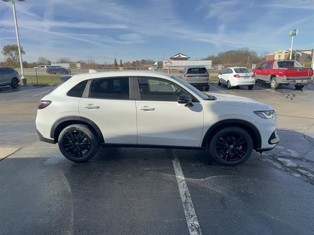 new 2026 Honda HR-V car, priced at $30,000