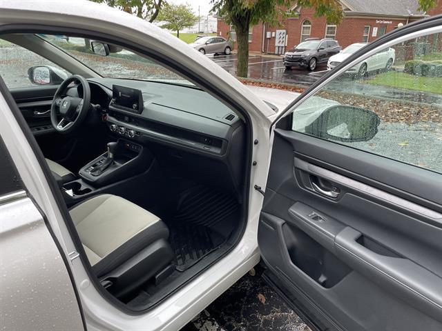 used 2024 Honda CR-V car, priced at $31,300