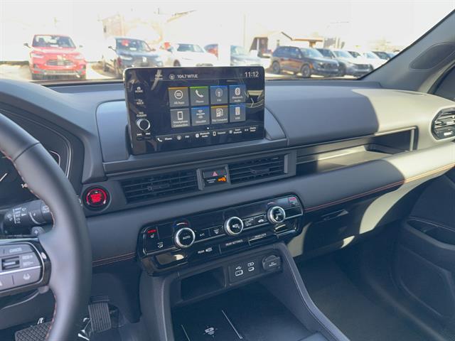 new 2025 Honda Pilot car, priced at $50,895