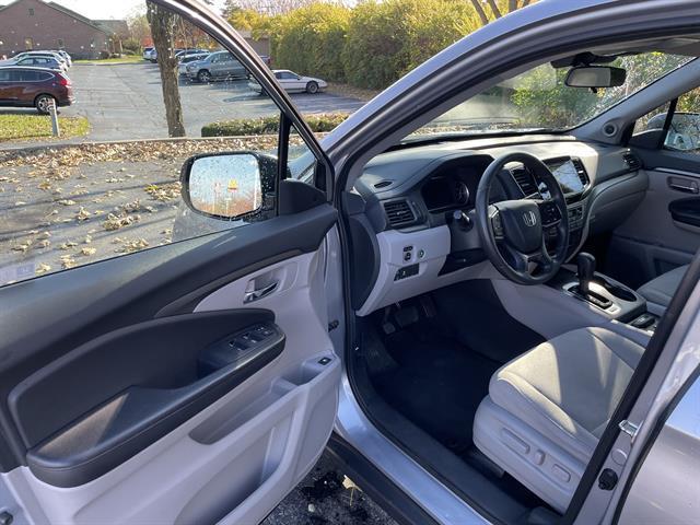 used 2019 Honda Pilot car, priced at $18,900