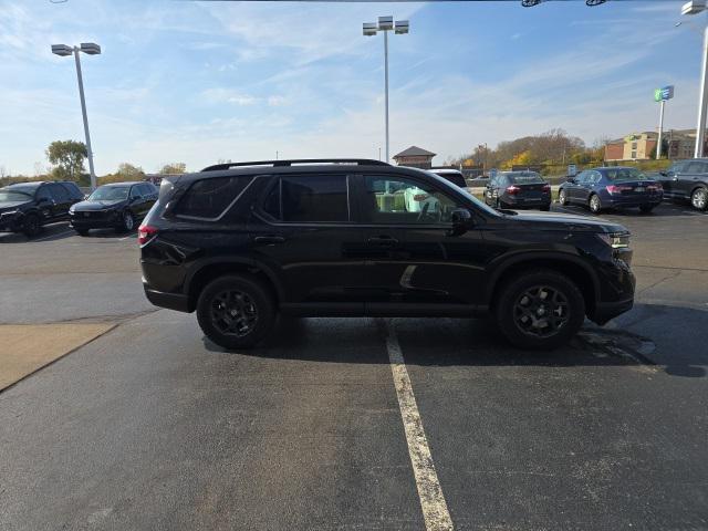 new 2025 Honda Pilot car, priced at $48,300