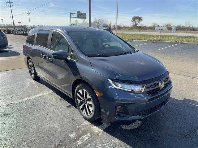 new 2026 Honda Odyssey car, priced at $44,290