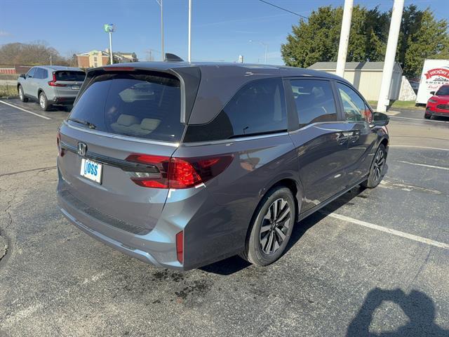 new 2026 Honda Odyssey car, priced at $44,290
