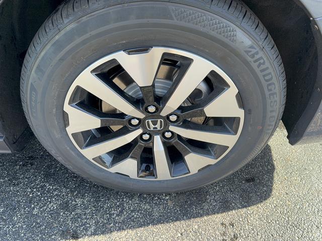 new 2026 Honda Odyssey car, priced at $44,290